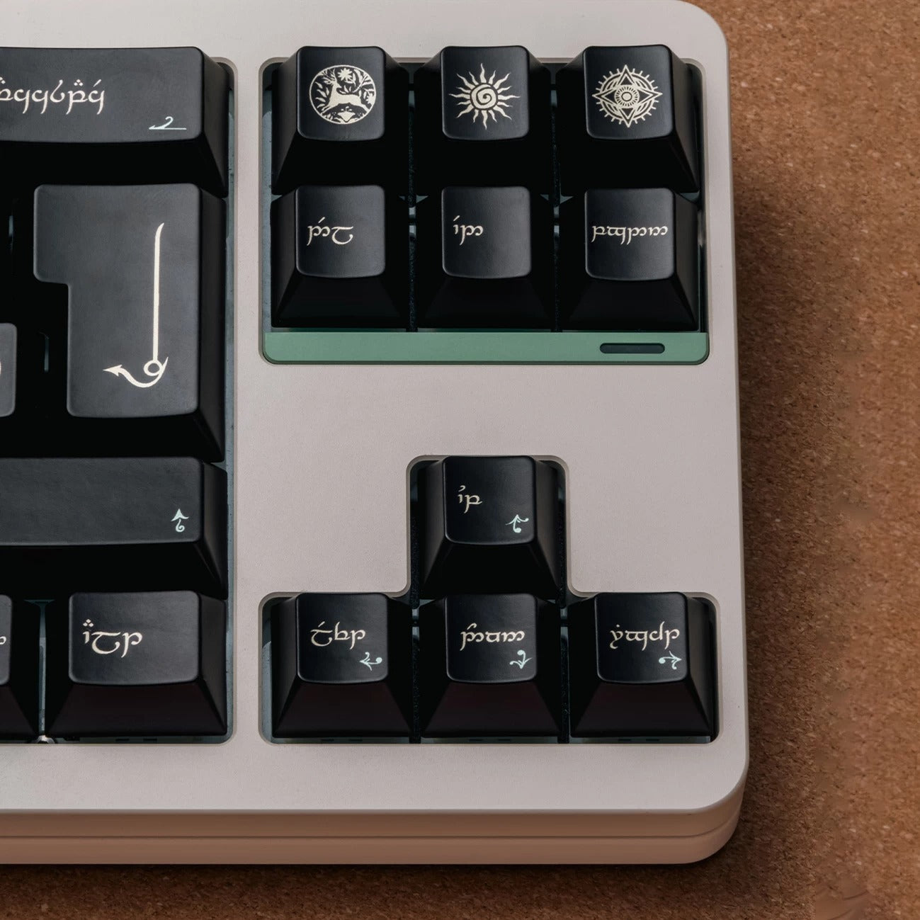 Elf Diamond Black Gold Color Match Keycap Set, Creative Keycap Cultural Art Keycap PBT Material Personalized Keycap Set, Compatible with 61/64/68/75/84/87/104 Key Mechanical Keyboard