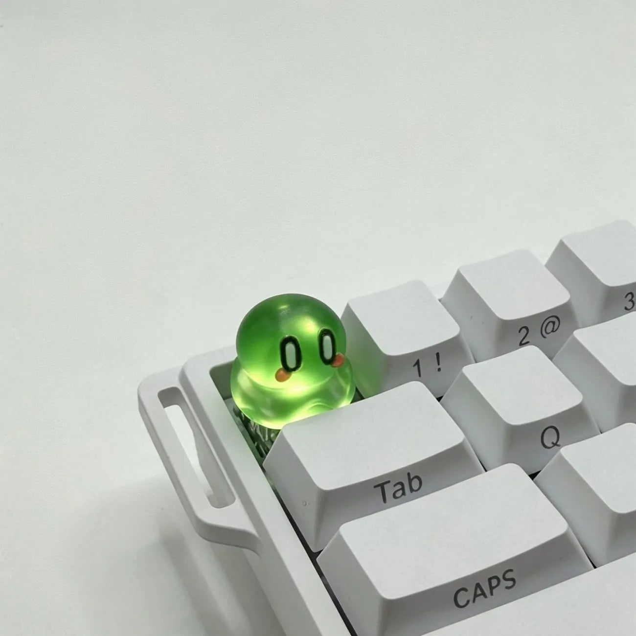 Roco Kingdom, Transparent jelly crystal resin personalized keycaps, anime and game cultural creative keycaps, mechanical keyboard decorative keycaps
