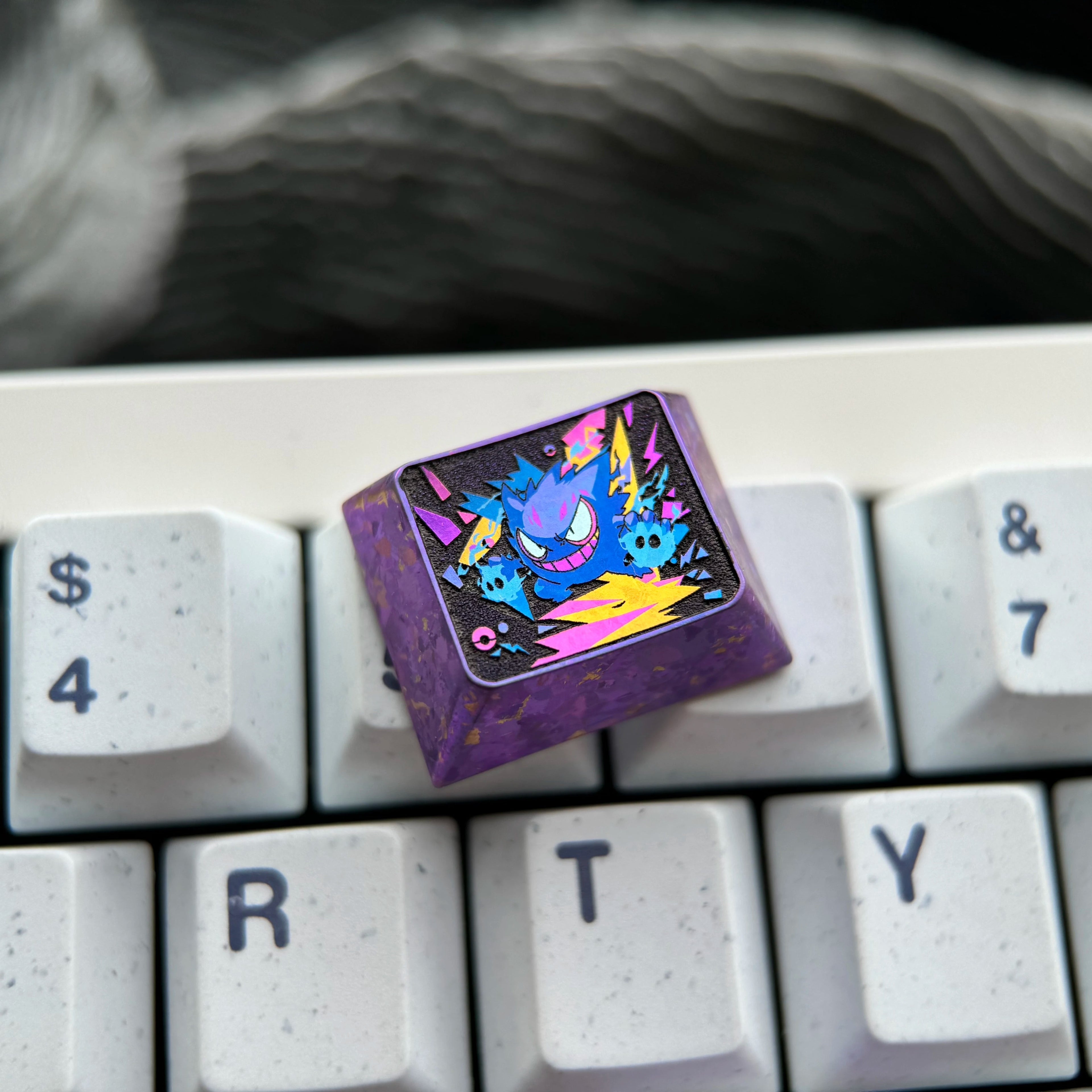 Pok é mon series, gengar theme, 1.25U titanium alloy personalized keycaps, customized decorative keycaps for anime and game culture creativity