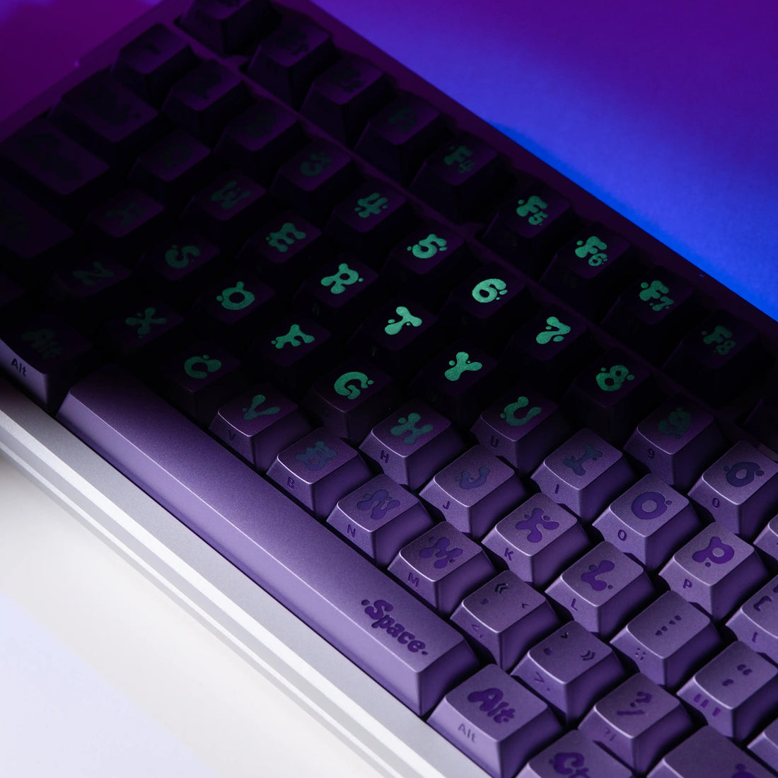 Anode violet aluminum alloy metal keycap set factory height, mechanical keyboard metal decorative keycaps, liquid character design artistic keycaps
