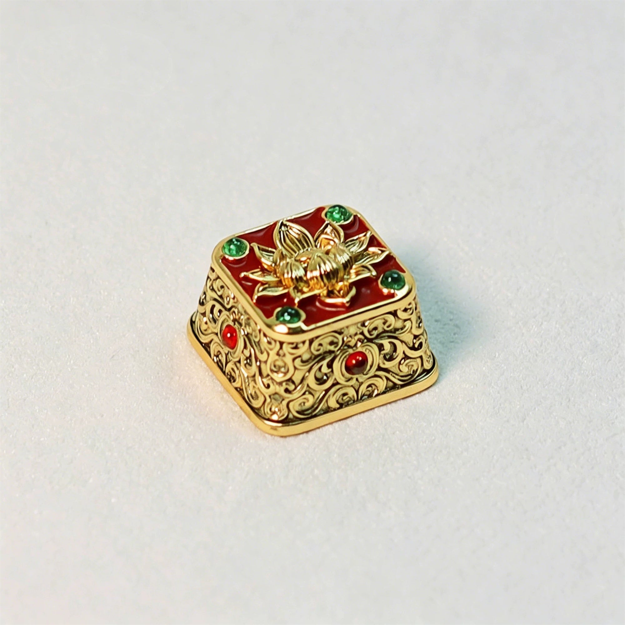 Blooming lotus flowers, brass material gemstone inlaid personalized keycaps, metal keycaps, mechanical keyboard artistic decorative keycaps