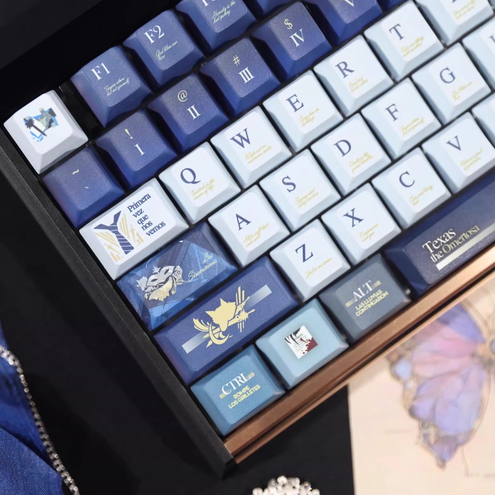 Arknights series,Texas the Omertosa theme, custom set personalized keycap series, PBT material, compatible with 61/64/68/75/84/87/104 mechanical keyboard keycap set