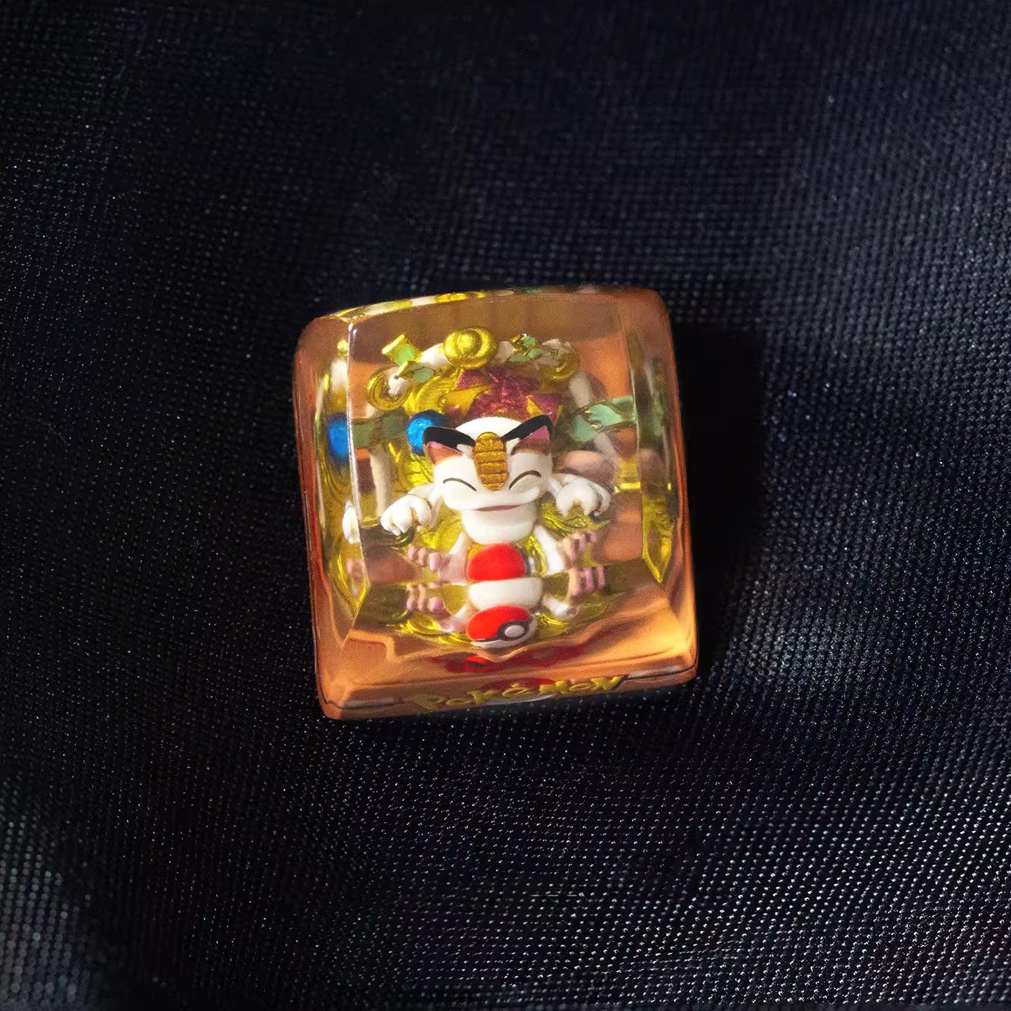 Pok é mon themed crystal dropper personalized keycaps, anime creative culture peripheral mechanical keyboard decorative keycaps