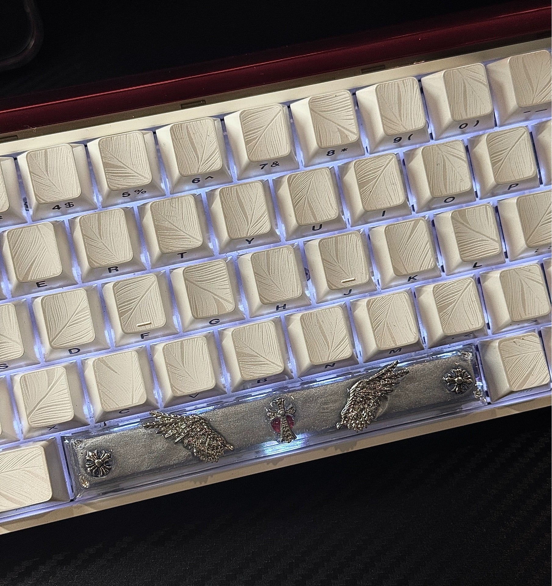 Baroque style, retro cross, medieval, gothic, angel wing decorated keycap, 6.25 U space bar transparent resin personalized keycap, mechanical keyboard element decorative keycap