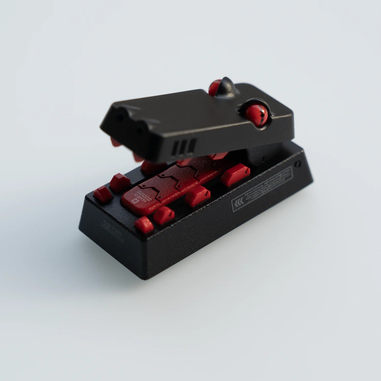 R2-Mechanical style little crocodile.2U Backspace Key artisankeycaps, Mouth can be opened and closed, PBT material personalized keycaps, keyboard decorative keycaps