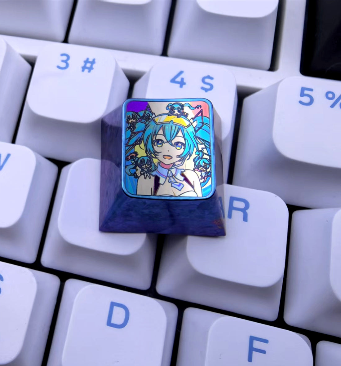 Hatsune Miku, 1U titanium alloy personalized keycap, metal engraving decorative keycap, animation keycap