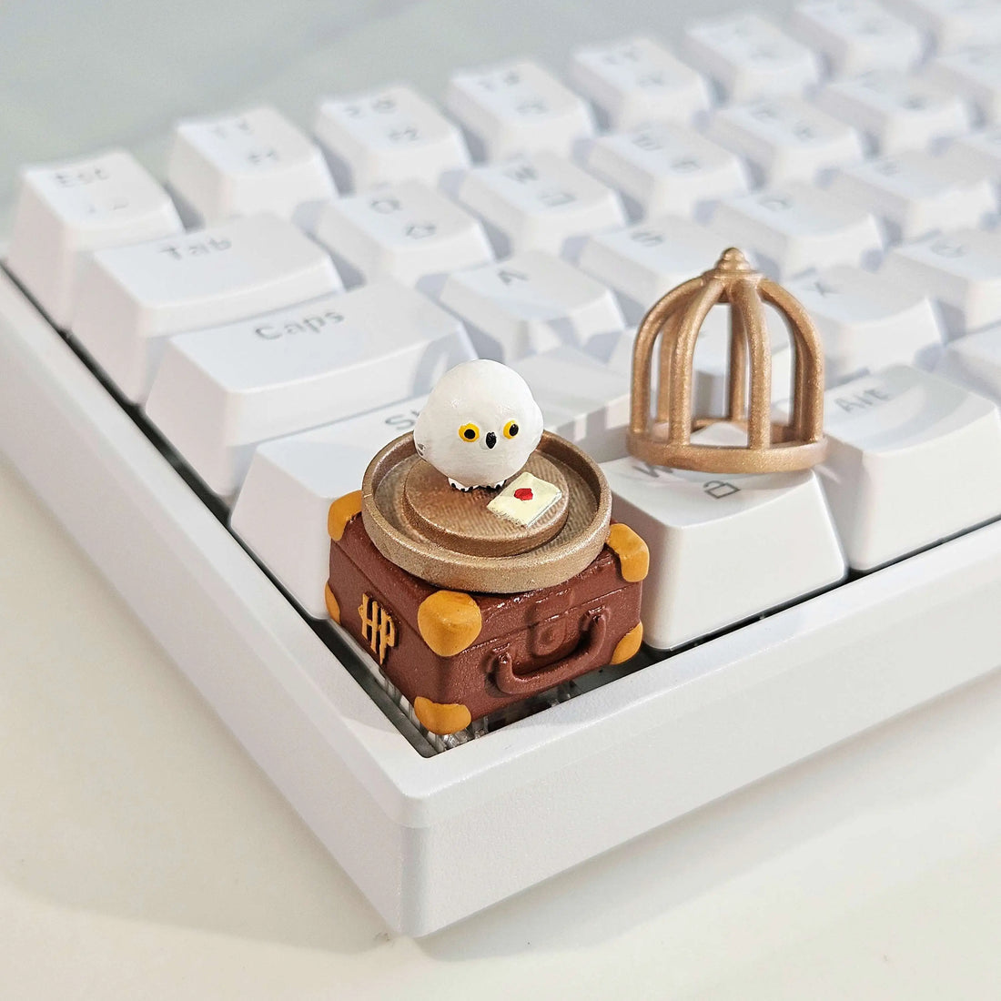 Harry Potter merchandise, Hedwig luggage, resin coated keycaps, mechanical keyboards, personalized decorative keycaps