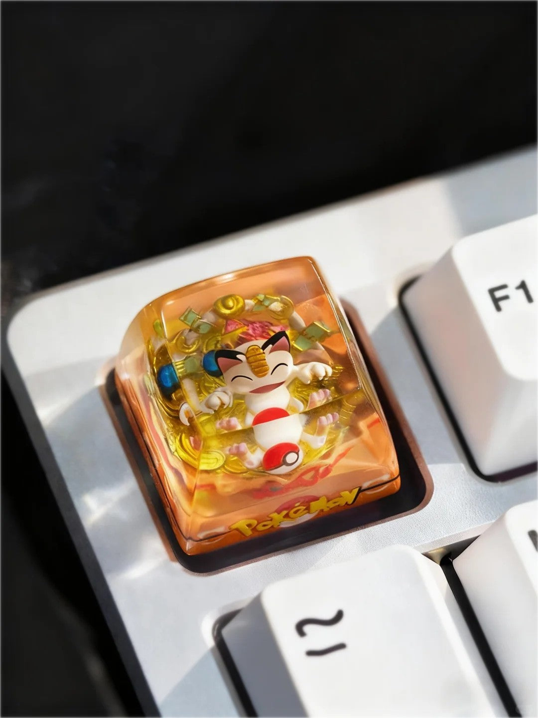 Pok é mon, Meowth，1U，Crystal drops of glue personalized keycaps, Anime game creative decoration keycaps