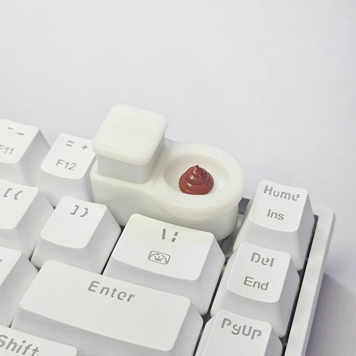 Toilet resin keycap 2U grid key original personalized mechanical keyboard keycap resin material, additional piece included...