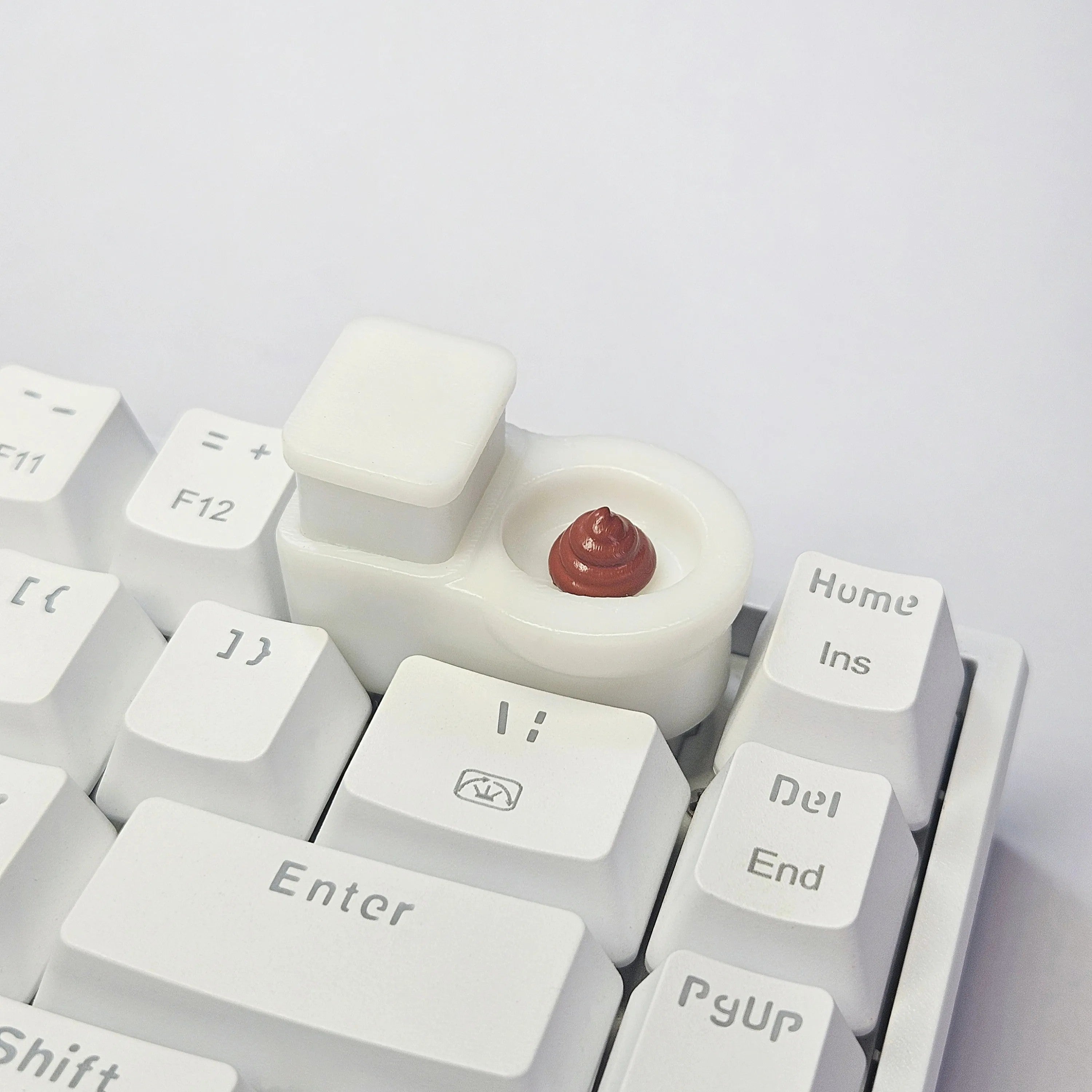 Toilet resin keycap 2U grid key original personalized mechanical keyboard keycap resin material, additional piece included...