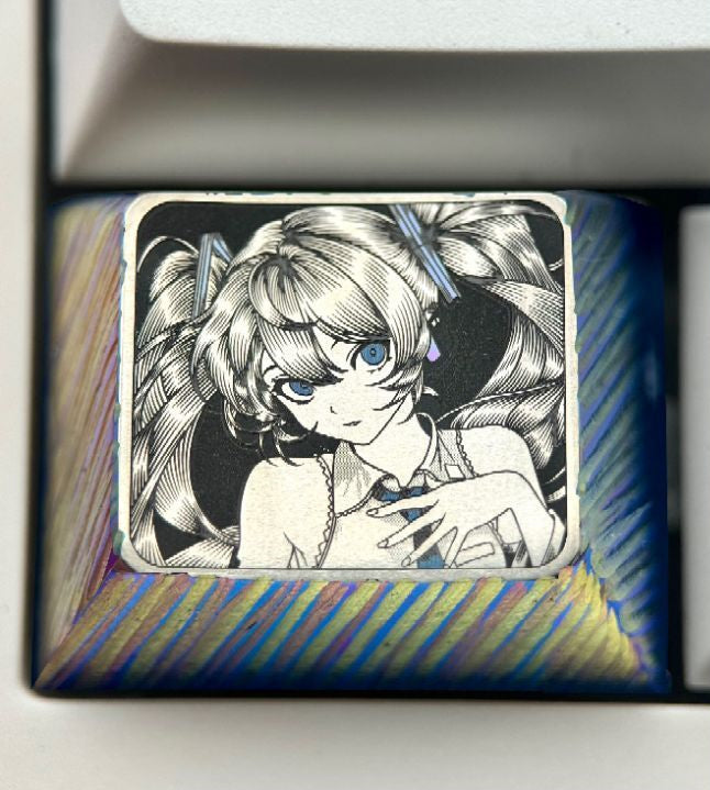 Hatsune Miku 1.25u titanium alloy precision carving personalized keycaps, animation and game culture creative metal carving keycaps