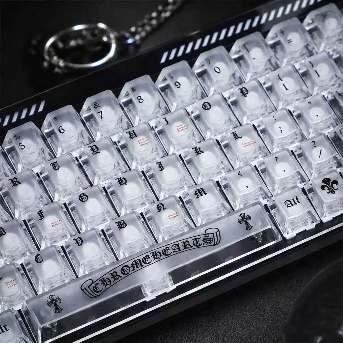 Transparent matte texture transparent PC Gothic style retro cross creative keycap set, personalized keycap set, mechanical keyboard fashionable trend keycap compatible with 61/64/68/75/84/87/104 key mechanical keyboard