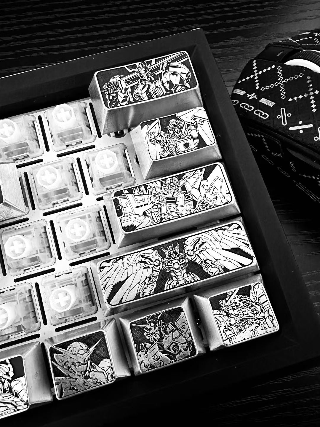 Gundam themed metal personalized keycap set (default zinc alloy), anime, gaming, cultural and creative peripheral product themed decorative keycap set