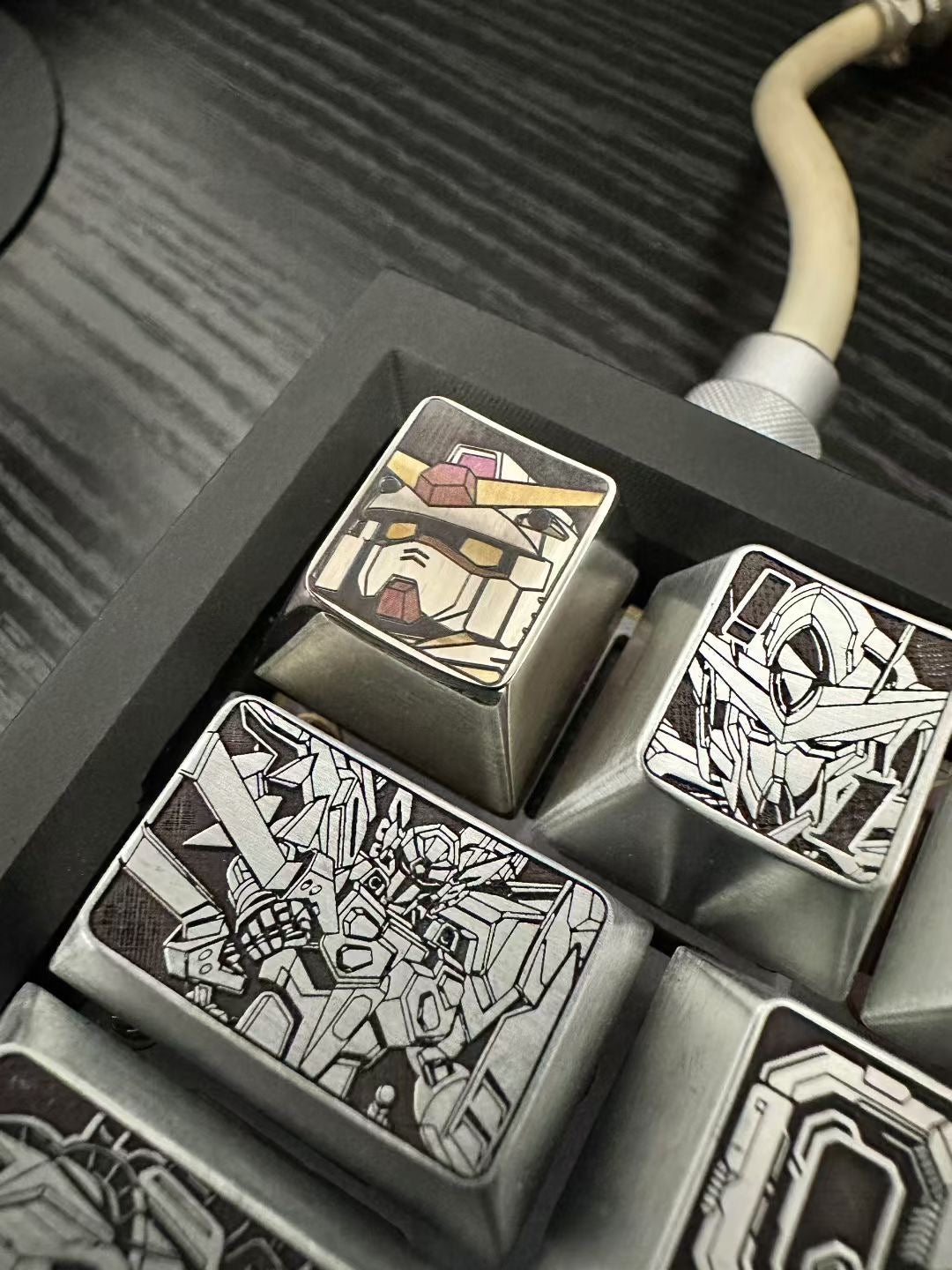 Gundam themed metal personalized keycap set (default zinc alloy), anime, gaming, cultural and creative peripheral product themed decorative keycap set