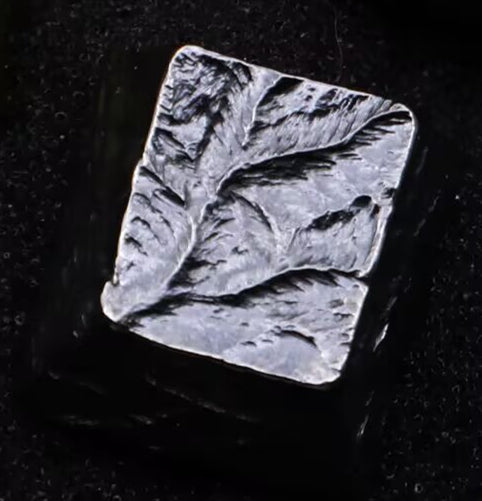 Mountain patterned titanium alloy handmade hammer pattern, mechanical keyboard metal decorative keycaps, keyboard personalized keycaps