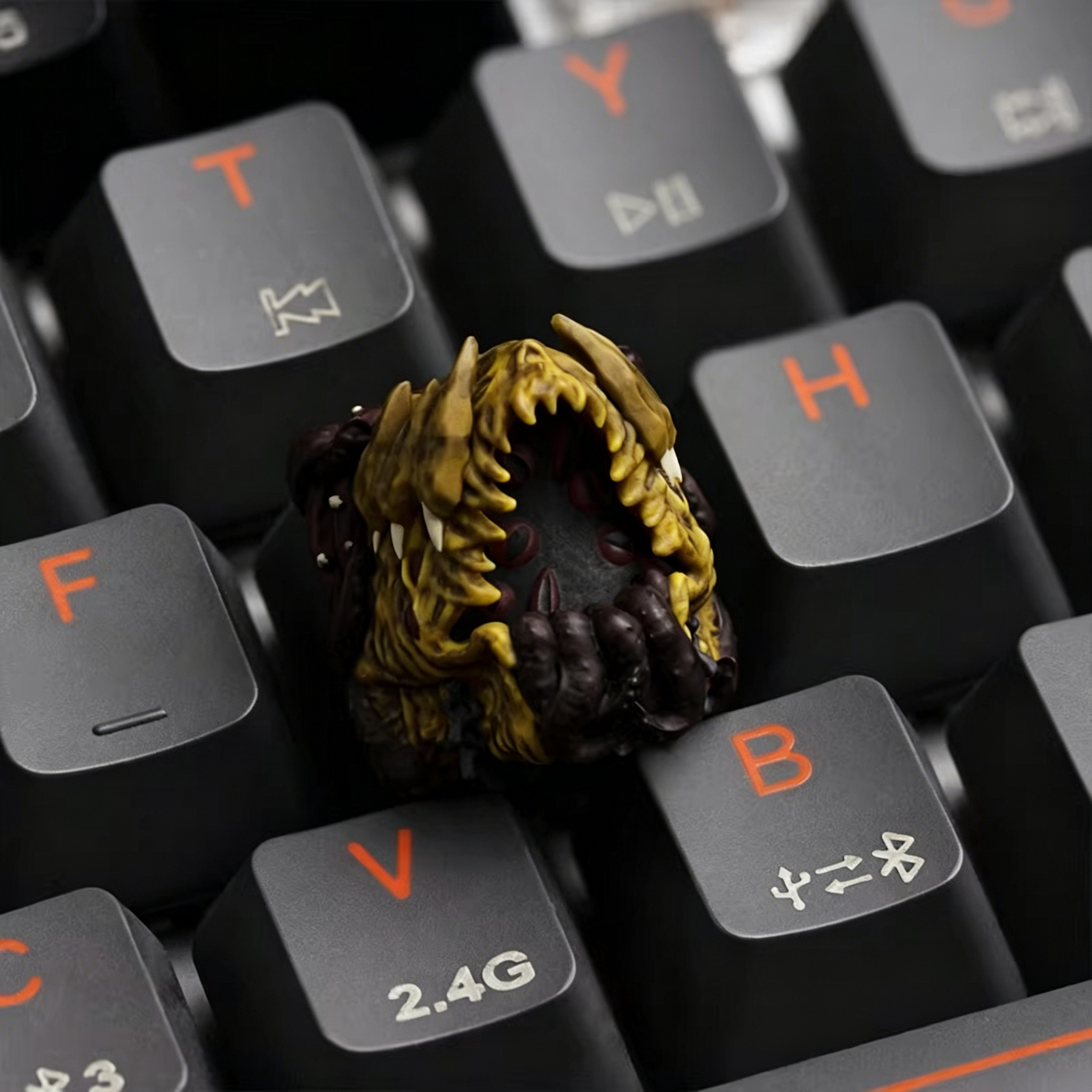 Cthulhu style design personalized keycaps, multi-color resin translucent decorative keycaps, mechanical keyboard art keycaps