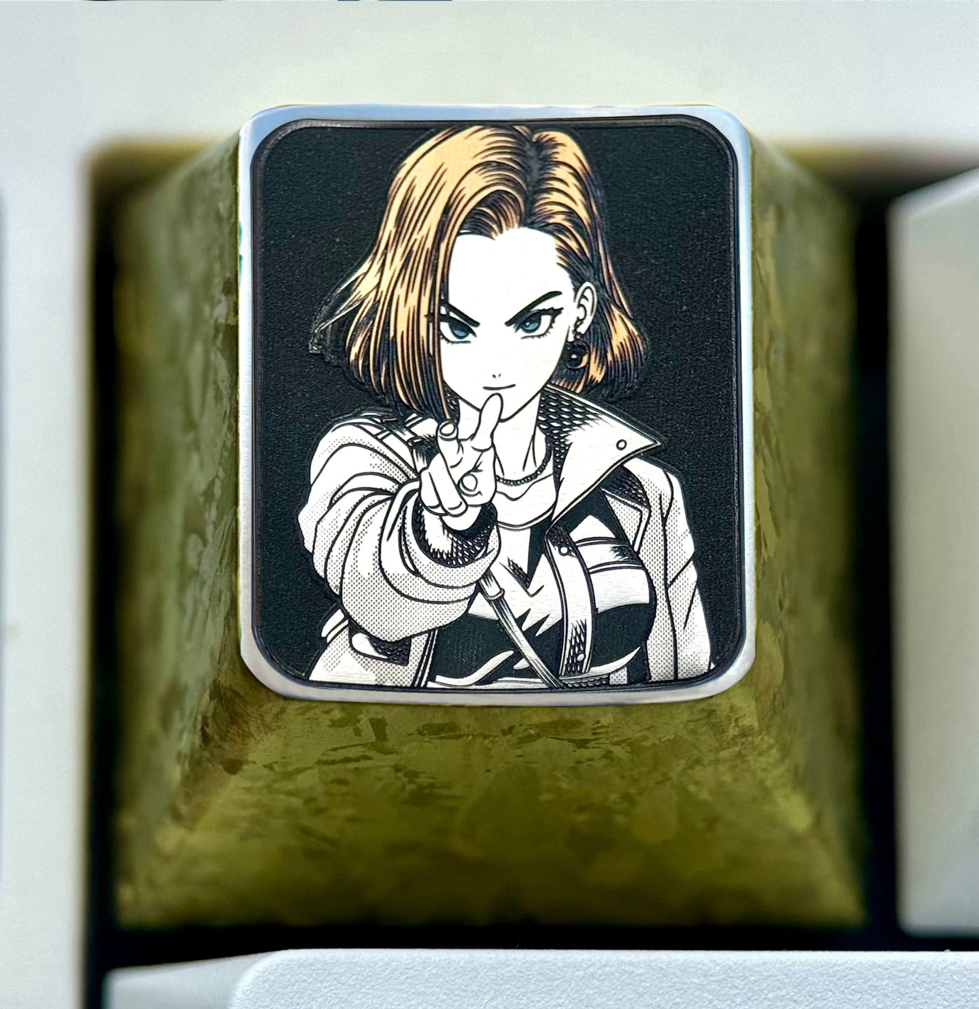 Dragon Ball, Android 18， Titanium alloy 1U personalized keycaps, anime, gaming, cultural and creative metal carved keycaps
