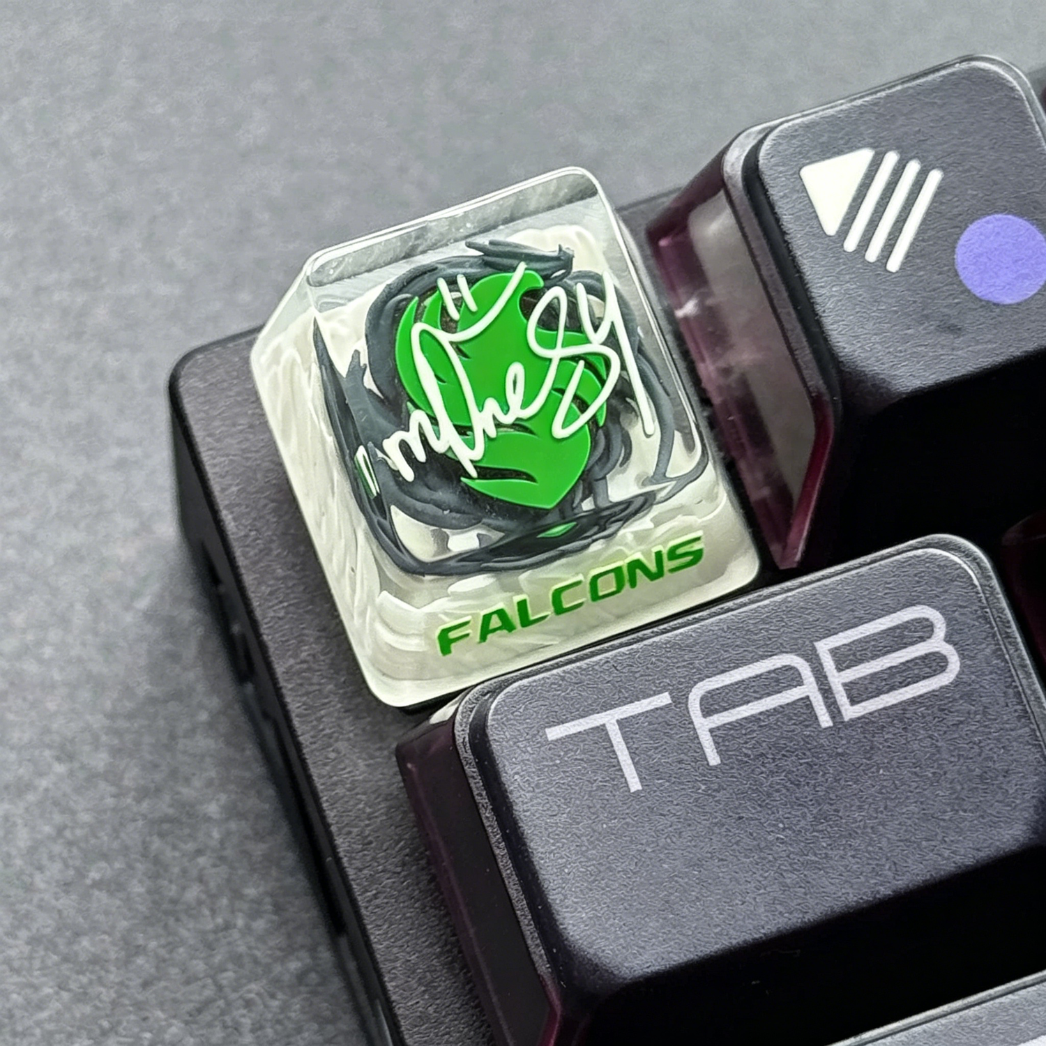 CS2 Theme Team Falcons, Team Signature Series, Crystal Resin Personalized Keycaps, Mechanical Keyboard FPS Game Decorative Keycaps