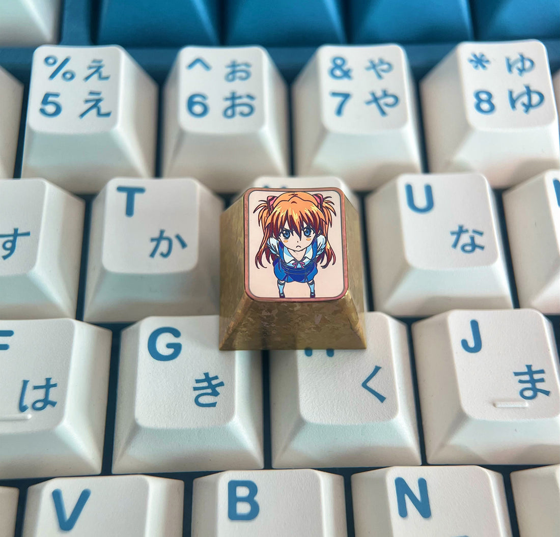 EVA， Looking down at the lively Asuka in the corner. 1U titanium alloy personalized keycaps, metal keycaps for anime characters.