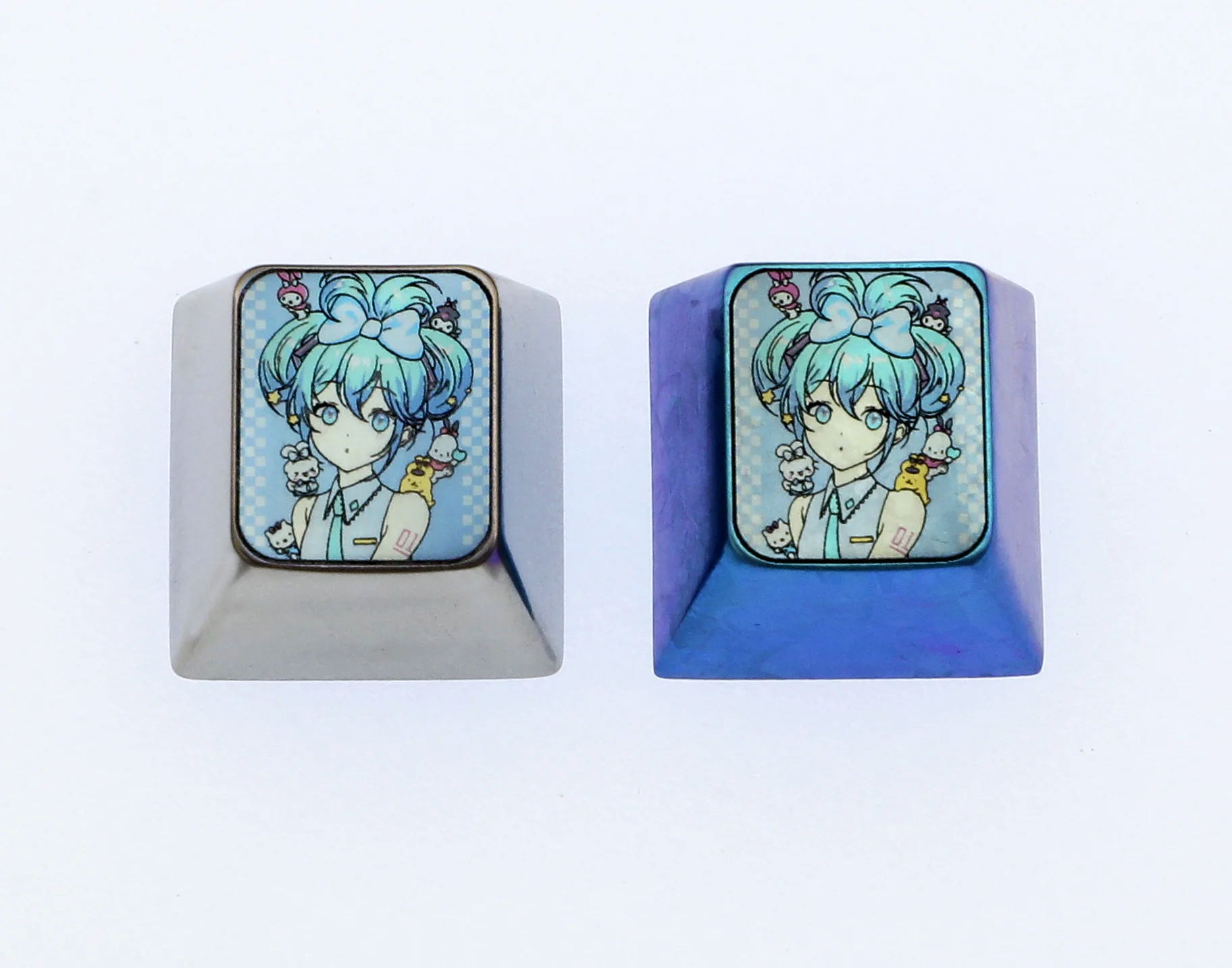 Hatsune Miku, 1U titanium alloy personalized keycaps, metal cartoon character keycaps, keyboard decorative keycaps.