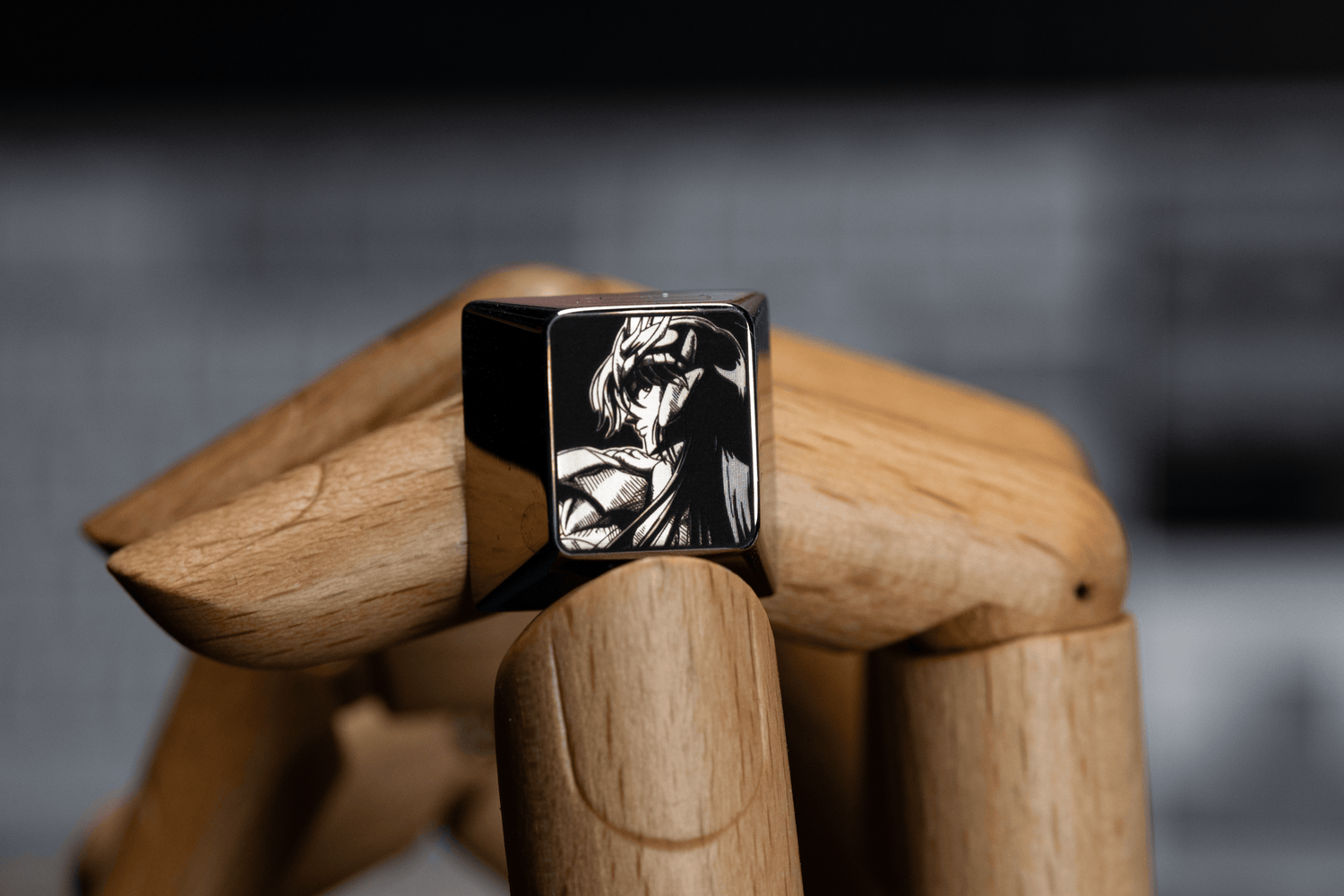 Saint Seiya， 5 main characters, 1U titanium alloy personalized keycaps, creative keycaps for anime and game characters.