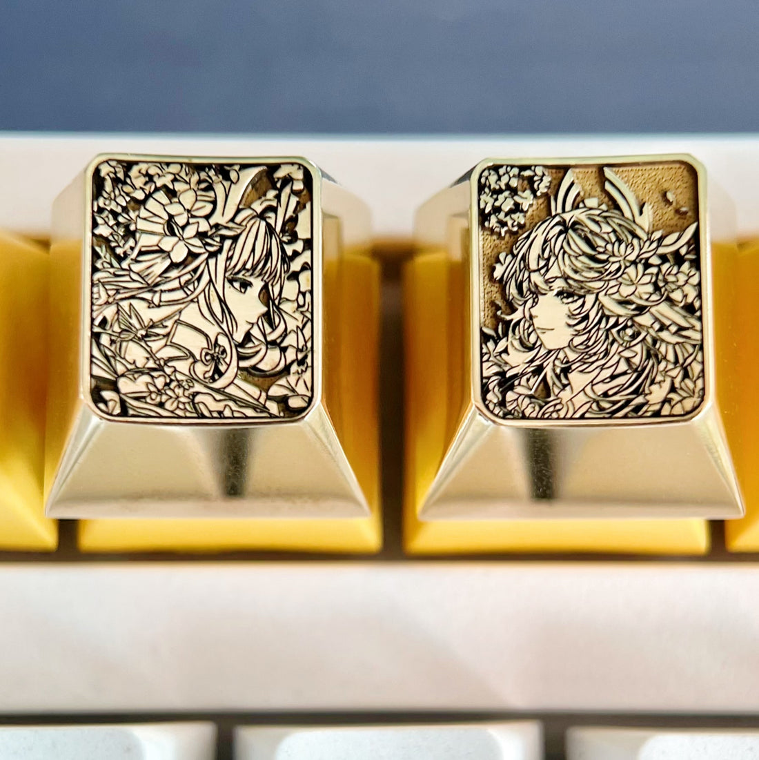 Yae Miko, Raiden Shogun, 1U brass material deep carved personalized keycap.