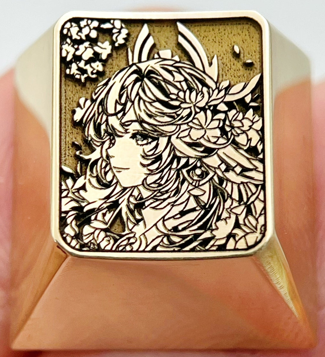 Yae Miko, Raiden Shogun, 1U brass material deep carved personalized keycap.