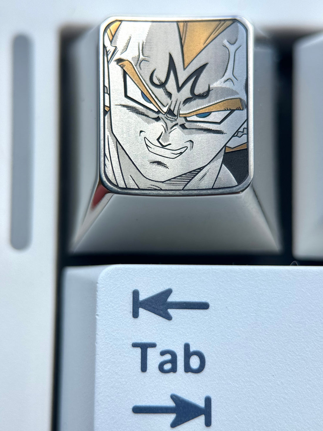 Dragon Ball, Bej ī ta Yonsei, Vegeta IV, 1U titanium alloy personalized keycaps, creatively carved metal keycaps around anime and game characters.