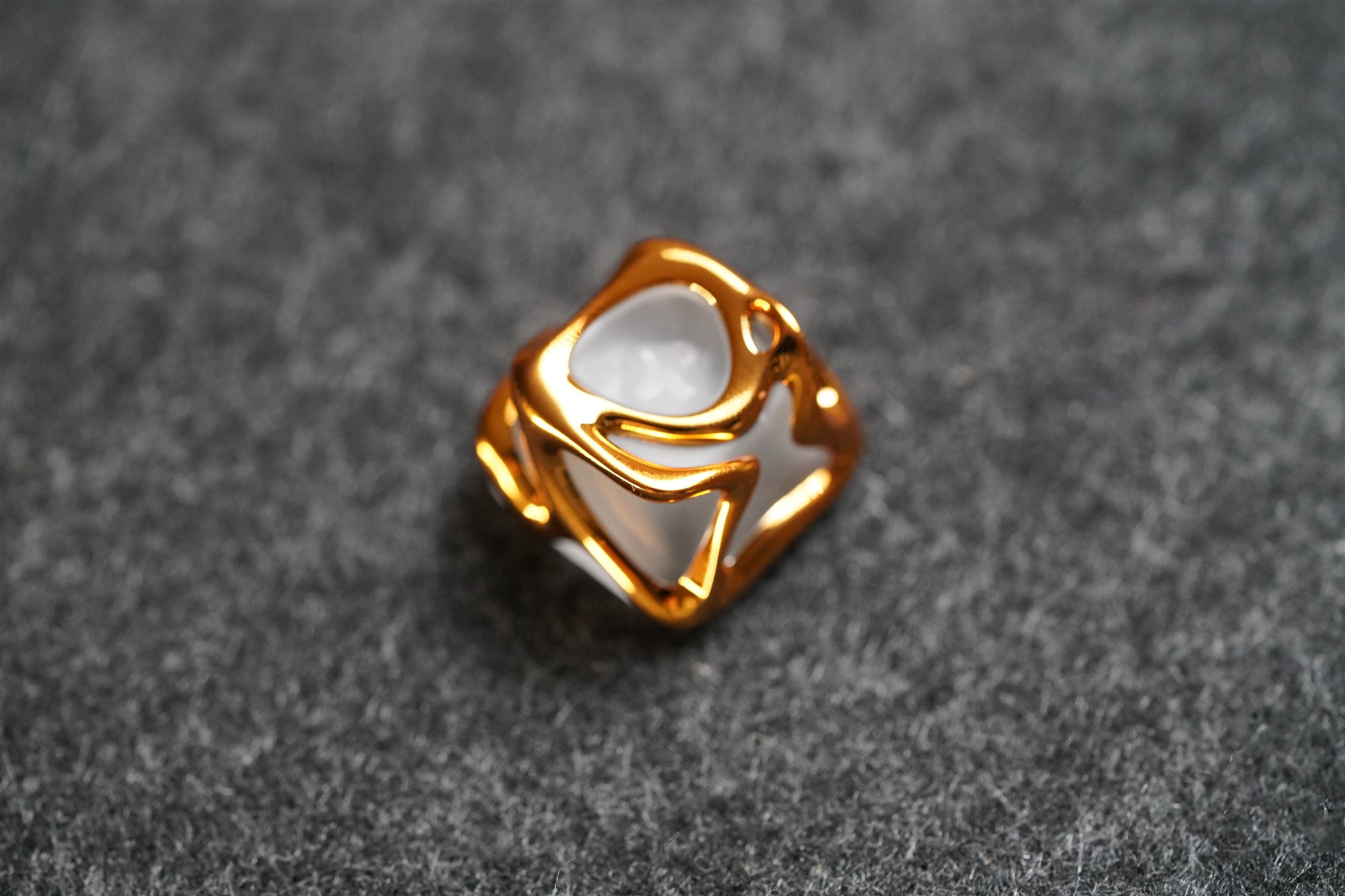 Hollow out personalized creative keycap matte transparent metal texture personalized keycap ABS+PC electroplating process no character design