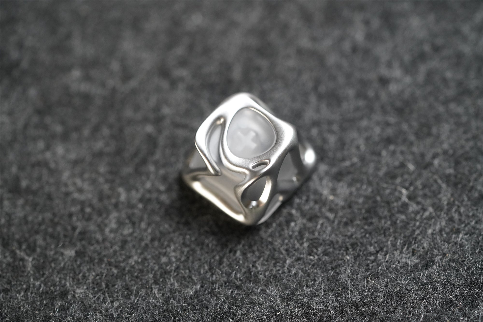 Hollow out personalized creative keycap matte transparent metal texture personalized keycap ABS+PC electroplating process no character design