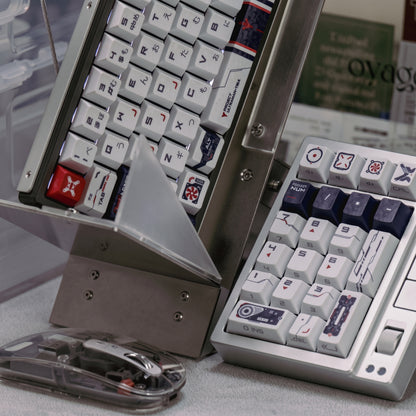 Ultraman Tiga，Global Unlimited Task Squad theme, carbon fiber texture PBT material anime and game cultural and creative keycaps set, Compatible with 61/64/68/75/84/87/104 Key Mechanical Keyboard Keycap Set