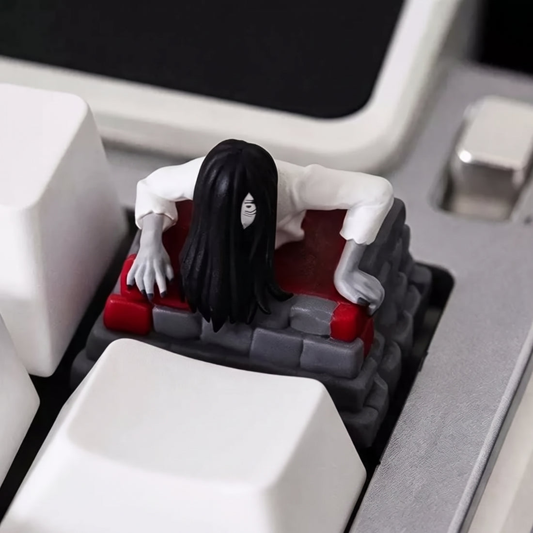 Ring，Sadako Yamamura， Horror themed design keycaps Multi colored resin one-piece molded personalized keycaps, mechanical keyboard resin decorative keycaps