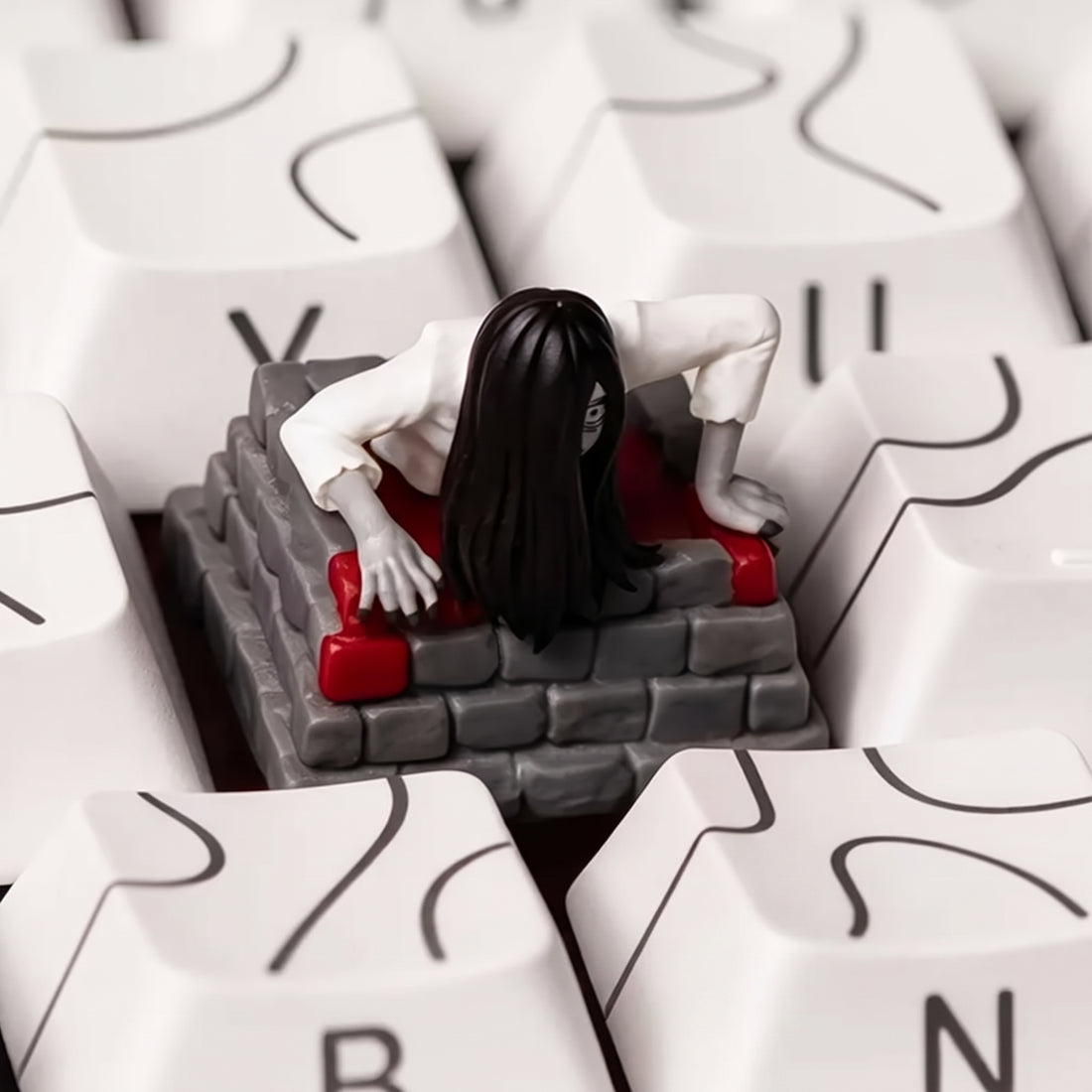 Ring，Sadako Yamamura， Horror themed design keycaps Multi colored resin one-piece molded personalized keycaps, mechanical keyboard resin decorative keycaps