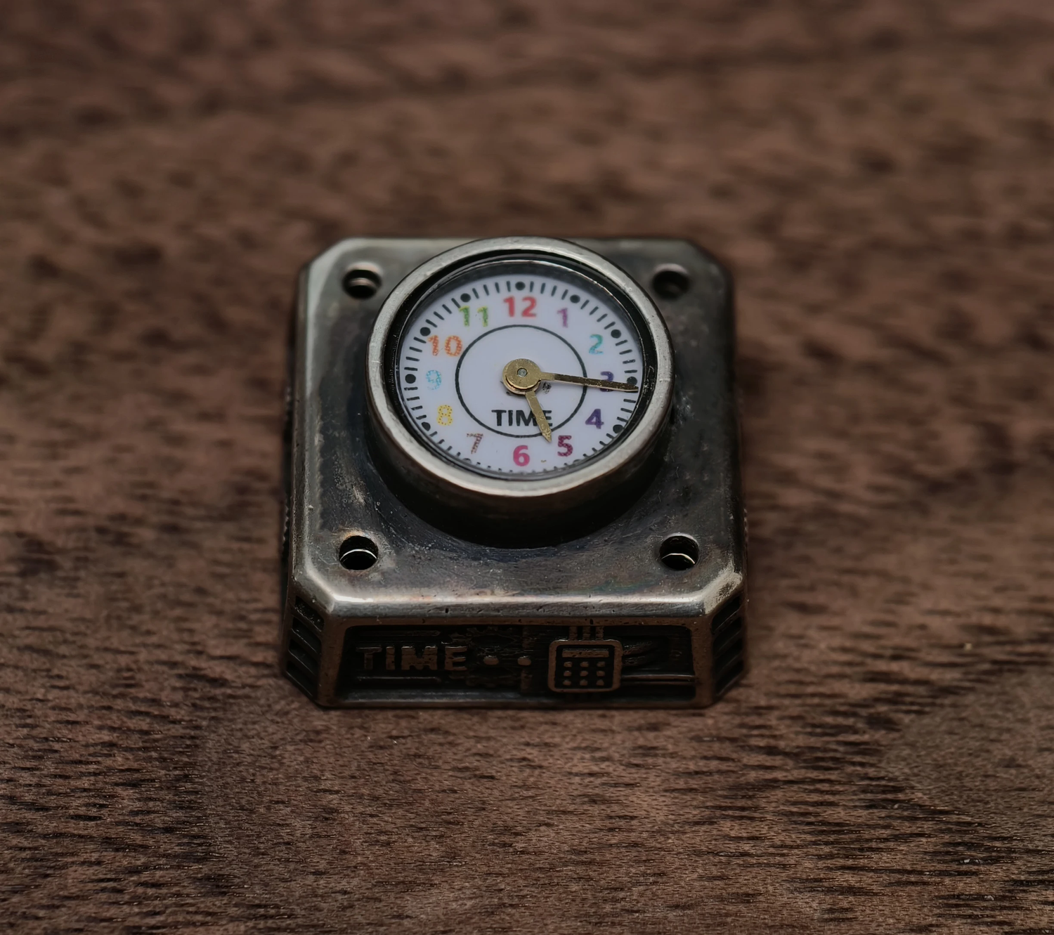 Time in Wonders， Pure silver material metal personalized keycap, quartz clock dial can work normally, creative art decoration keycap