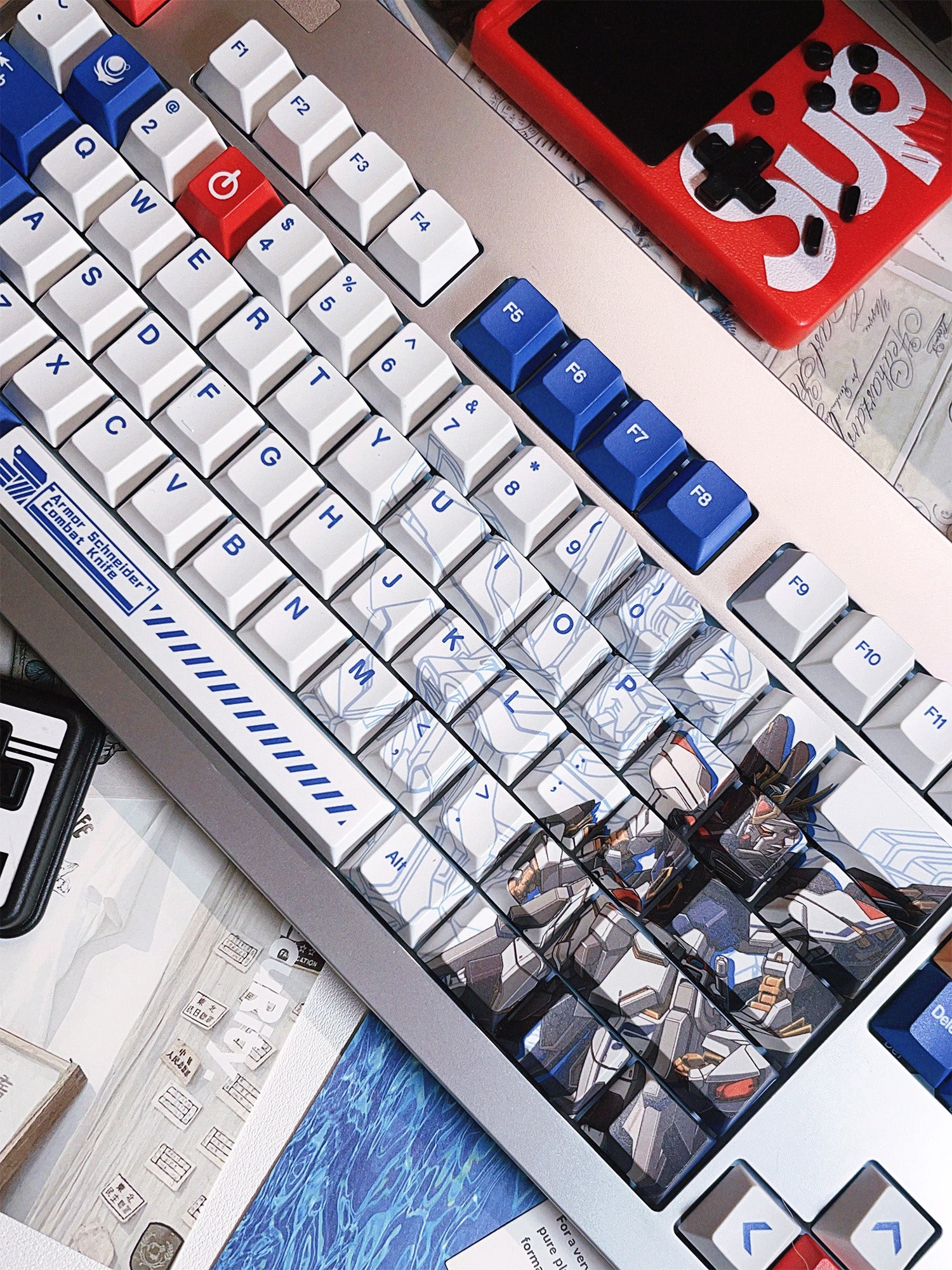 Mobile Suit Gundam themed mecha style keycap anime peripheral mechanical keycap five sided thermal sublimation PBT personalized keycap set