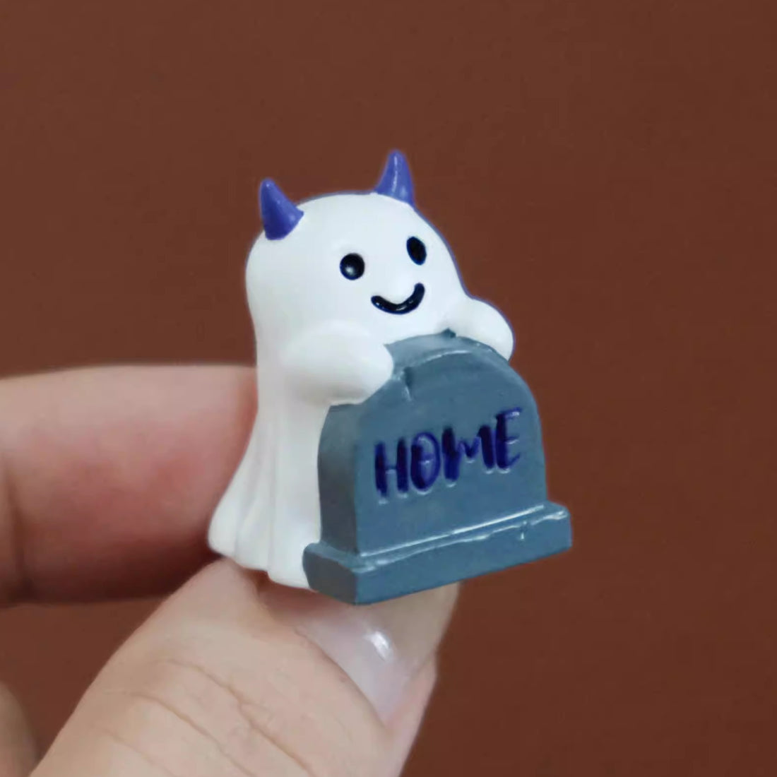 Halloween themed Ghost Resin Keycaps, Personalized Keycaps, Decorative Keycaps