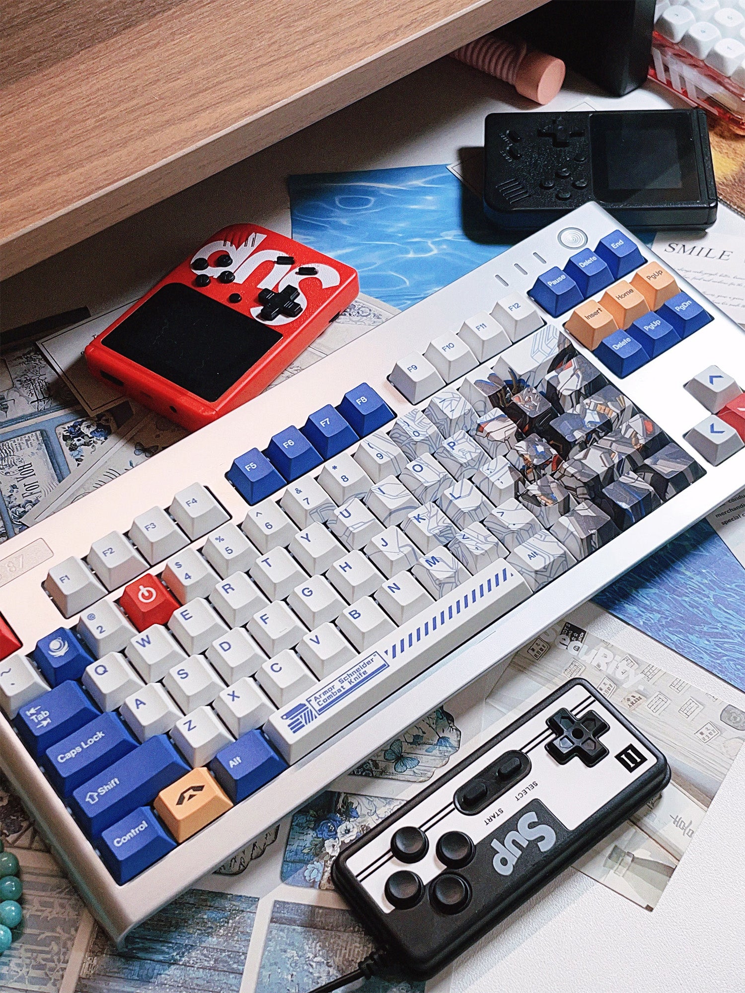 Mobile Suit Gundam themed mecha style keycap anime peripheral mechanical keycap five sided thermal sublimation PBT personalized keycap set