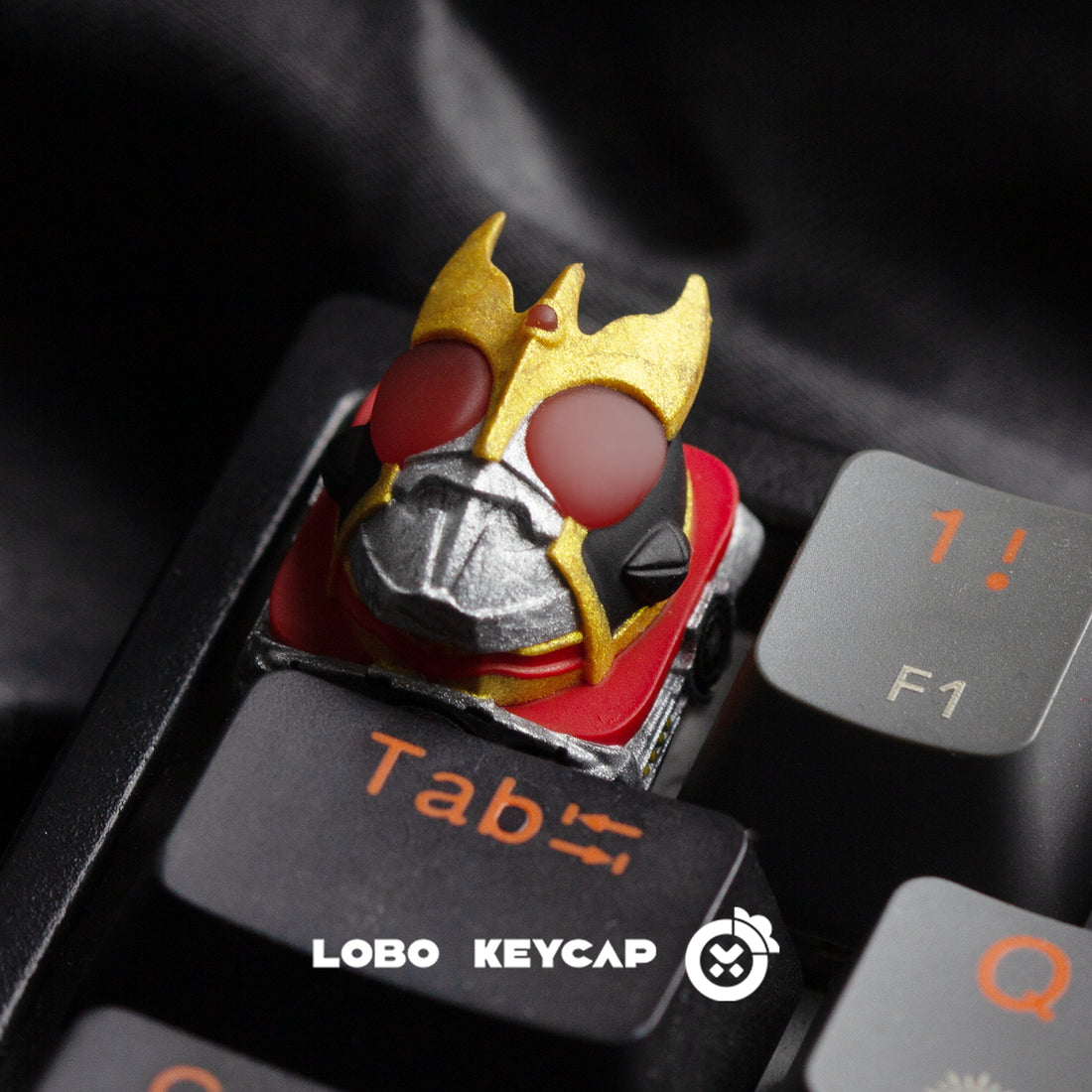 Masquerade Knight Resin Keycap Transparent KAMEN RIDER Personalized Resin anime Mechanical Keyboard Craftsman Keycap