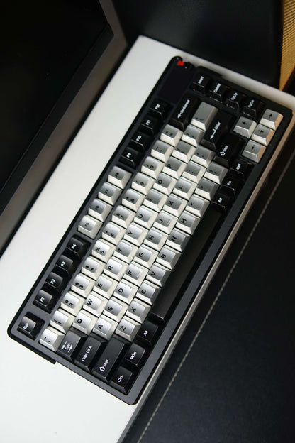 Black silver color scheme simple conventional style metal material CNC machining zinc alloy keycap set