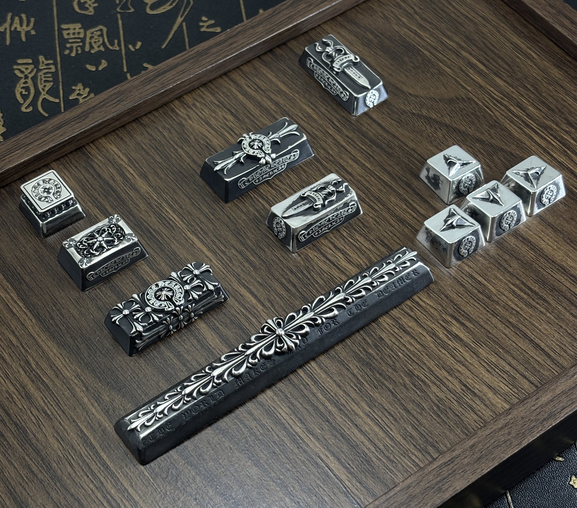 Chrome Hearts sterling silver oxide black style, full keyboard key positions, 925 sterling silver custom fashionable cultural keycaps, fashionable personalized art decoration keycaps