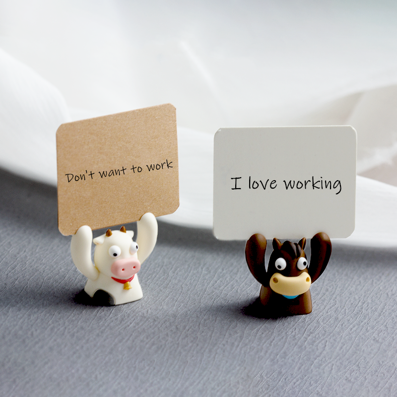 Workers protest against personalized keycaps with signs, multi-color resin molding, decorative art keycaps