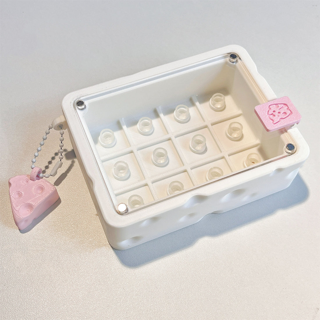Cheese shaped 12 key personalized keycap box. (3D printing material)