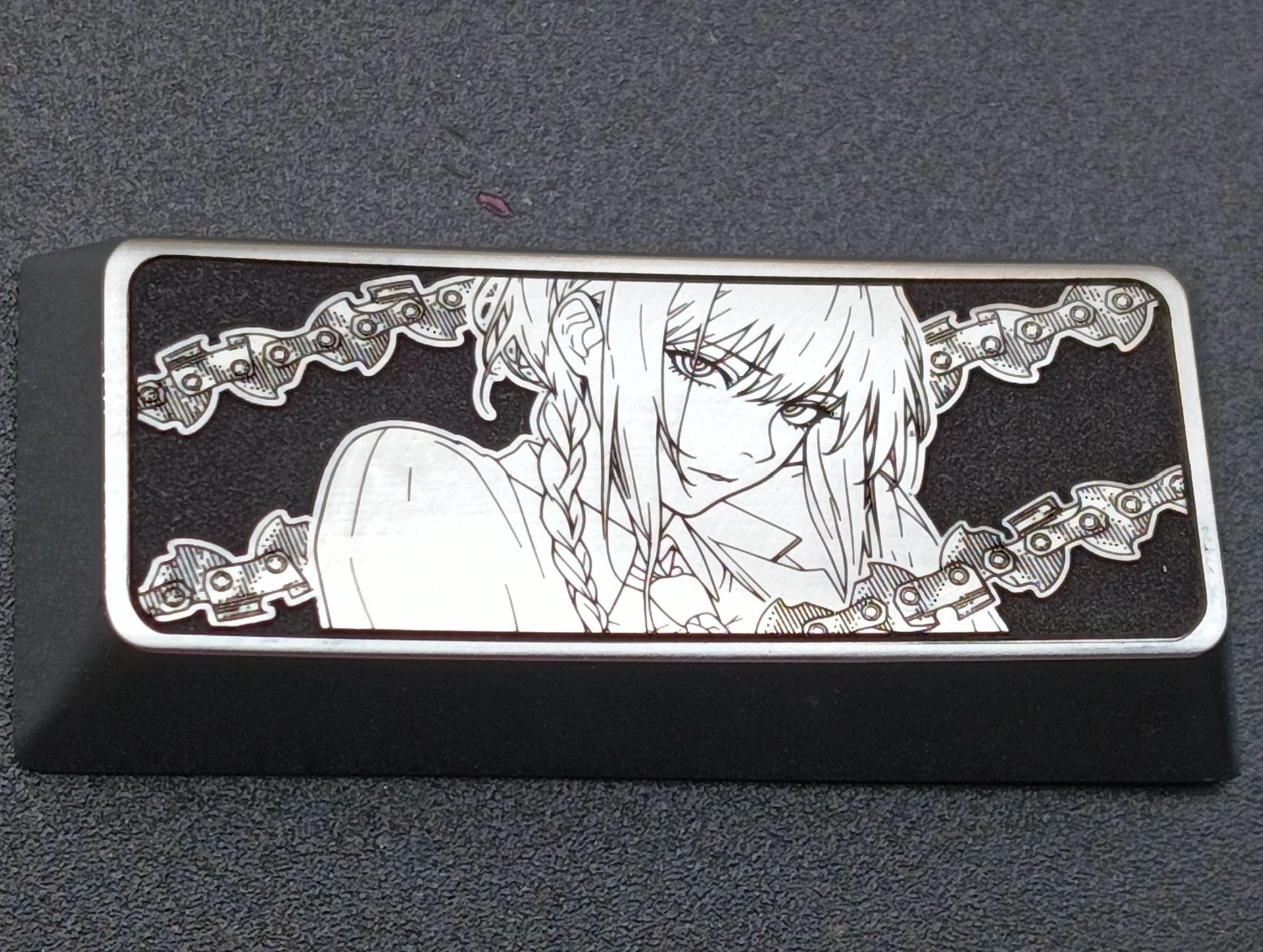 Chainsaw Man, Makima, 2.25U personalized keycaps, height and material options, metal keycaps for anime and gaming peripherals