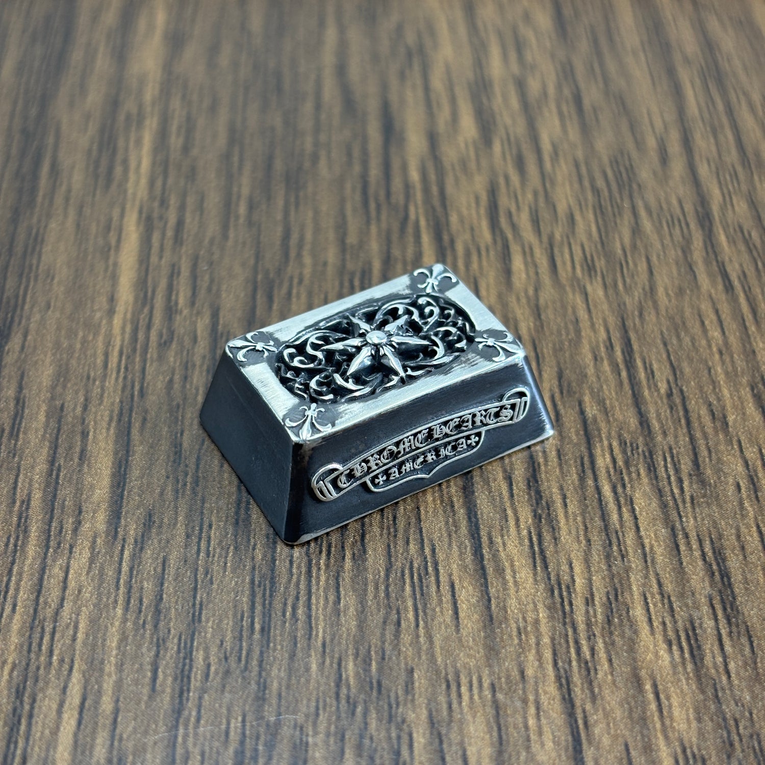 Chrome Hearts sterling silver oxide black style, full keyboard key positions, 925 sterling silver custom fashionable cultural keycaps, fashionable personalized art decoration keycaps