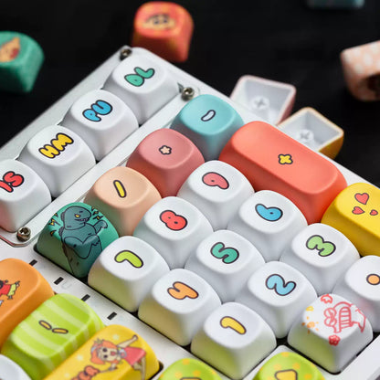 Crayon Shin chan Thermal Sublimation PBT Keycaps MOA Height Complete Set Comes with 3 Personalized Keycaps Customized Mechanical Keyboard Set Keycaps