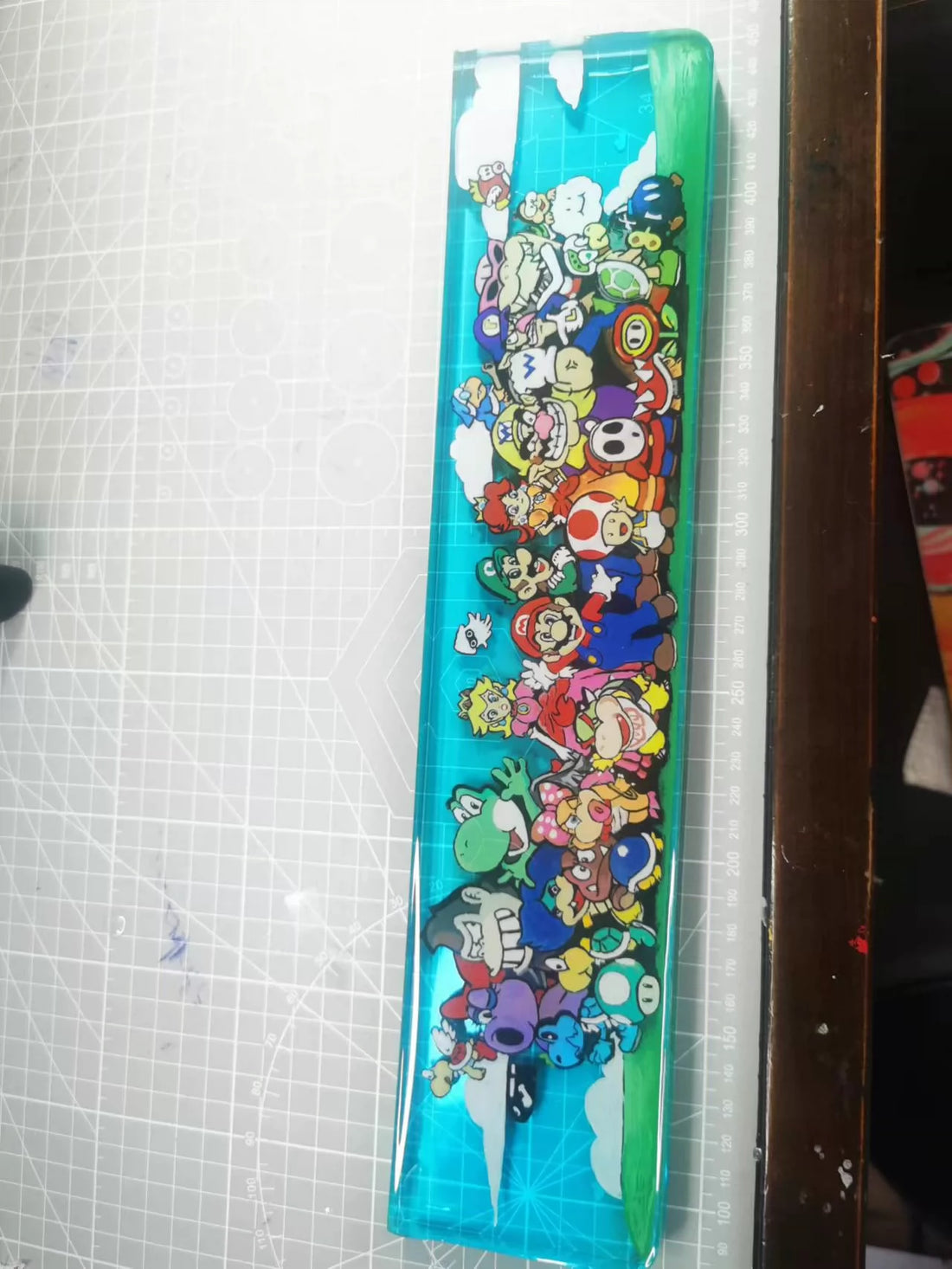 Mario,Keyboard holder, Handmade custom resin hand support, keyboard accessories