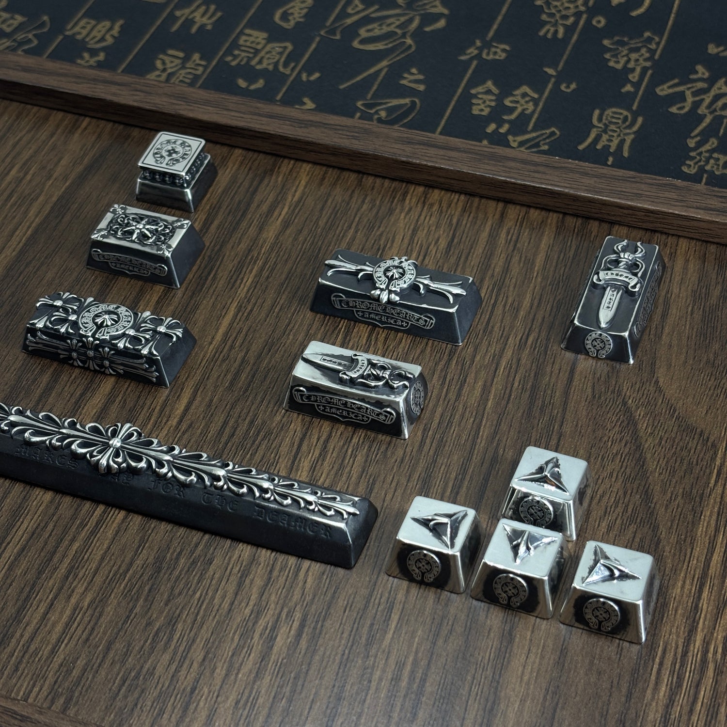 Chrome Hearts style, Metal retro patterned personalized keycaps, trendy and fashionable with decorative keycaps