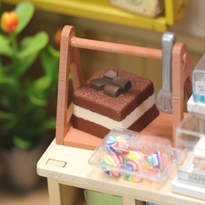Tiramisu cake keycaps chocolate cake cute cartoon anime peripheral keycaps personalized creative resin keycaps