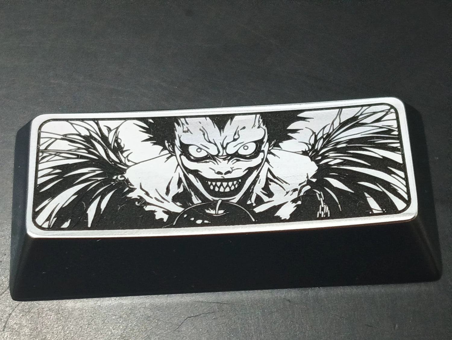 Death Note, Ryuk, 2.25U zinc alloy (customizable titanium alloy) personalized keycaps, decorative keycaps for anime, gaming, and cultural merchandise