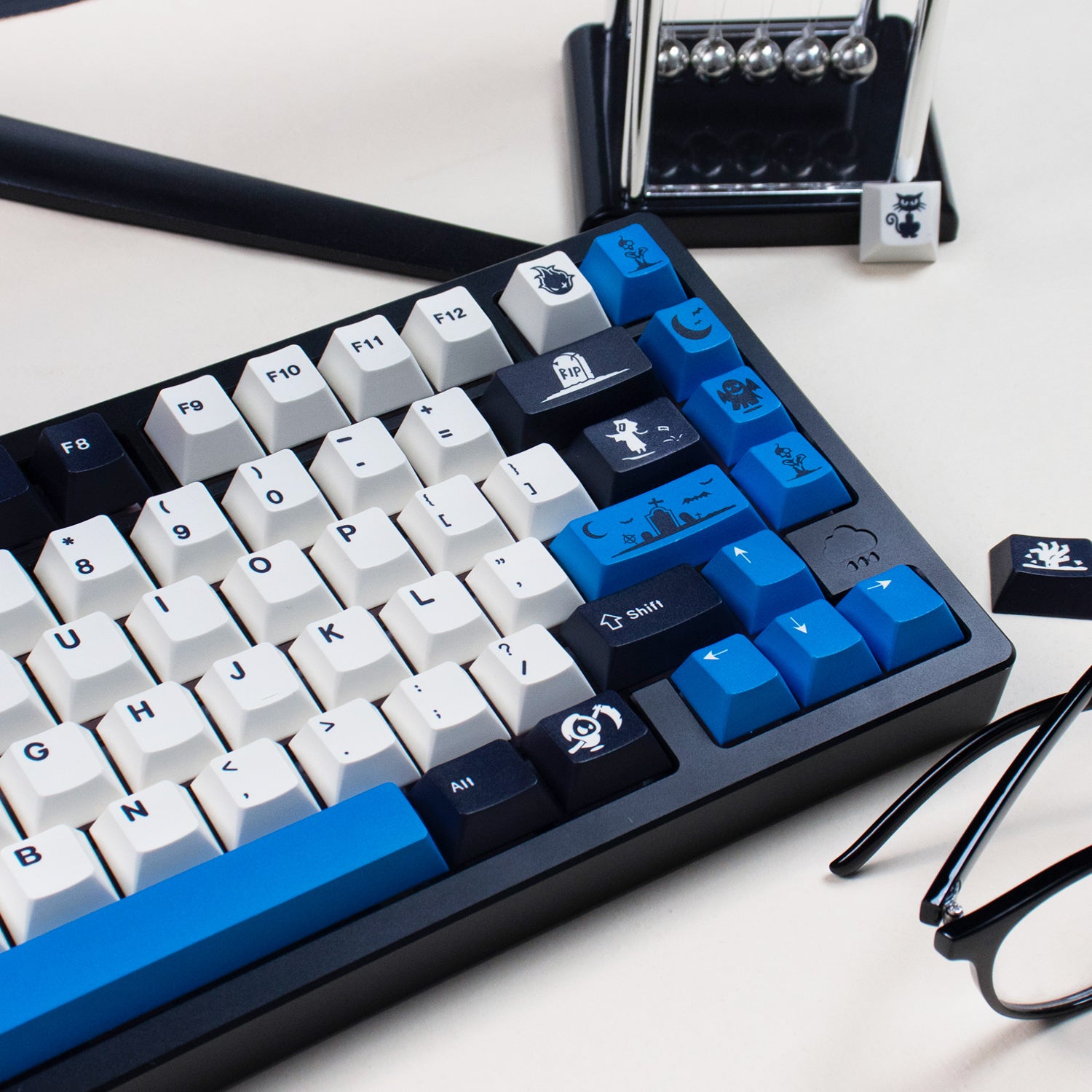 Midnight Halloween theme, original factory high Sublimation creative personalized keycap set
